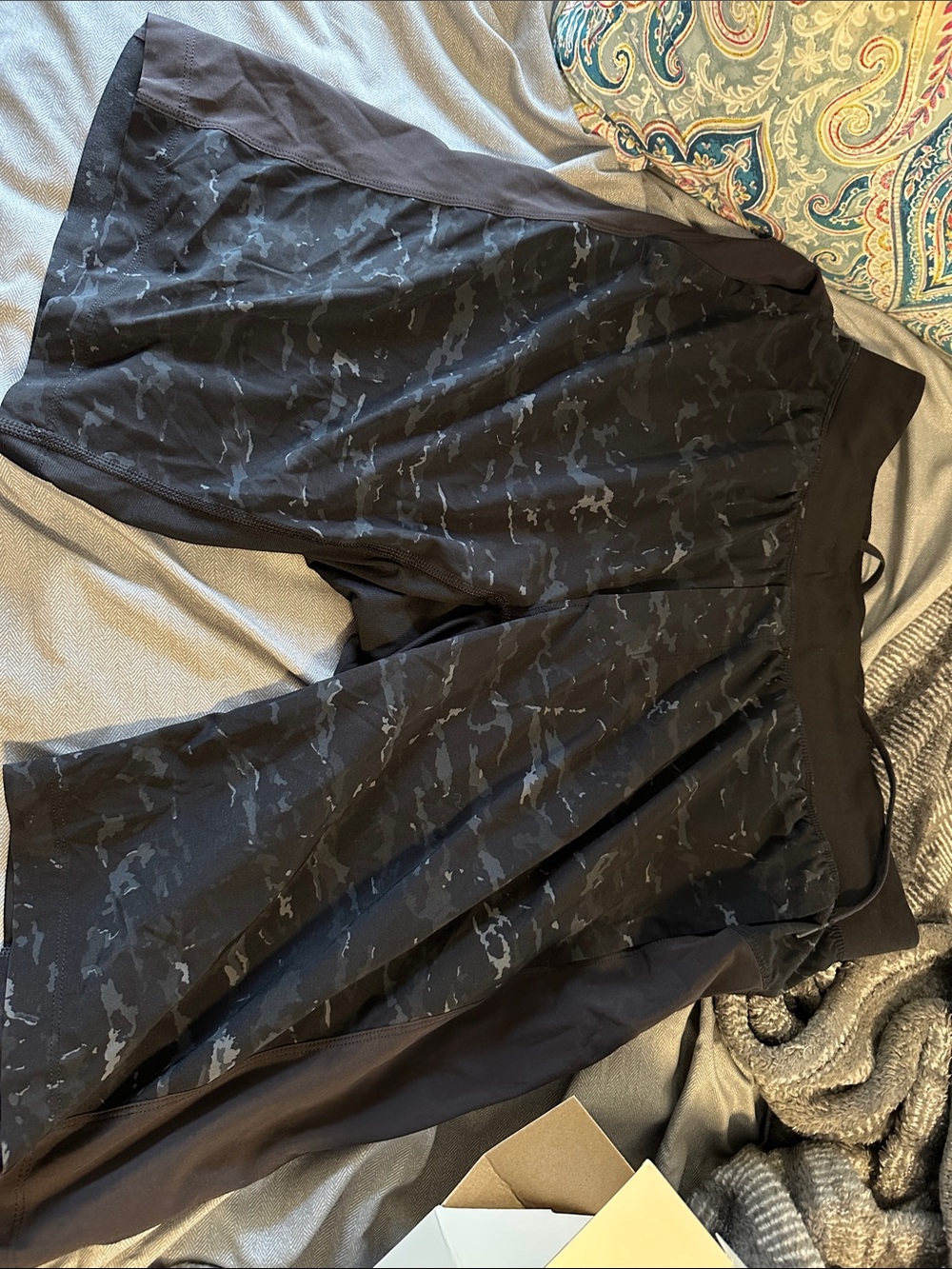 lululemon athletica Men’s Black Camo-Print Athletic Shorts